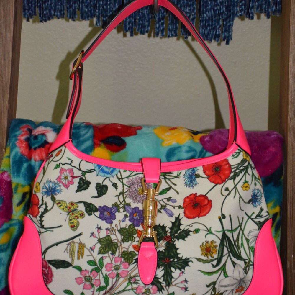 Gucci Jackie Flora Canvas Print with Bright Pink Leather trim Medium size